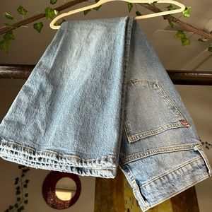 💫 Urban Outfitters Flare Jeans 💫